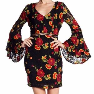 NWT, Alexia Admor, Embroidered Floral Lace Dress
